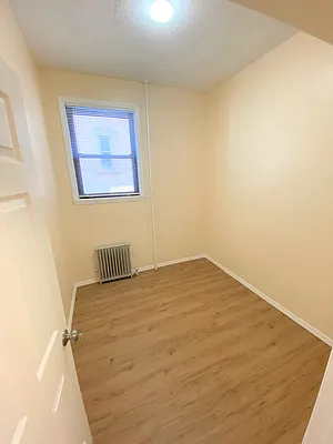 Rented by Rizos Realty Corp | media 7