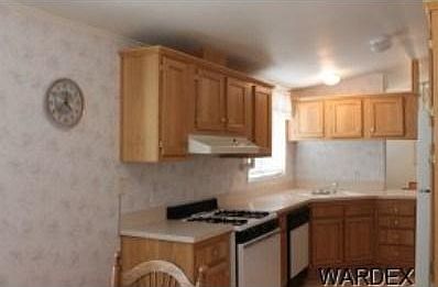 3rd image of 4424 S Lynda Ave