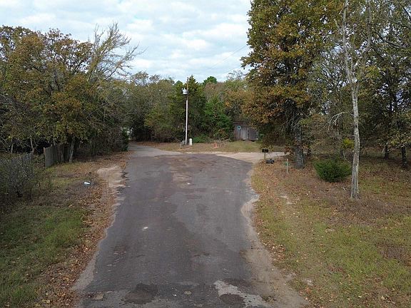 4th image of 292 Sorrell Rd