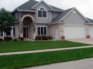 4834 N Fuji Dr, Appleton, WI 54913