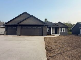 1739 Betty Jean Ln, Green Bay, WI 54313