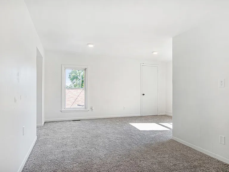 117 Carrier St NE — Photo 11
