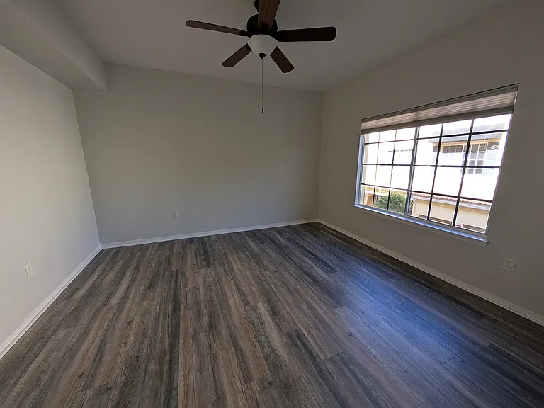 5202 Hampton Beach Pl — Photo 30