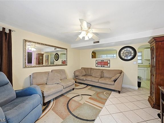 2nd image of 1201 Alabar Ln