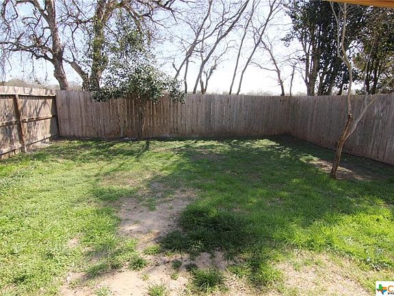 5th image of 958 Misty Acres Dr
