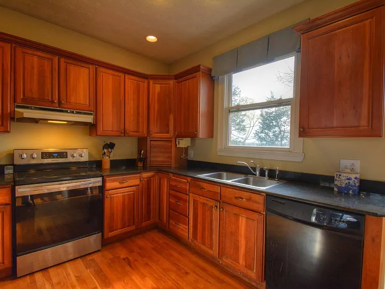 2315 Oregon Rd — Photo 8
