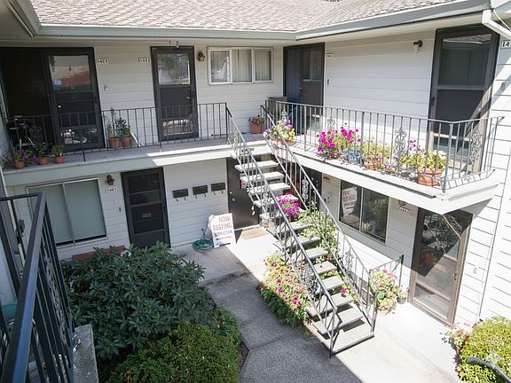 2nd image of 1403-1423 SE 17th Ave #1421
