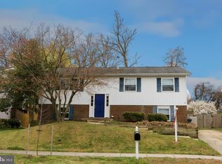 490 Century Vista Dr, Arnold, MD 21012
