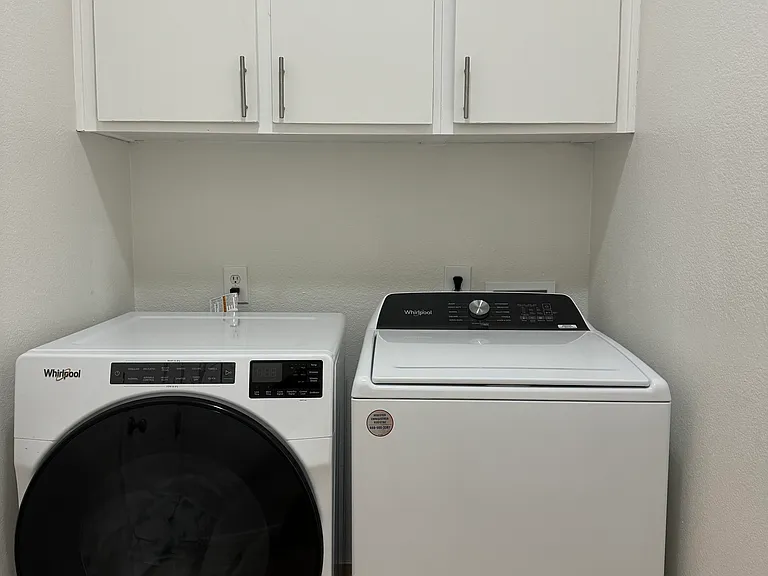 Full laundry set
