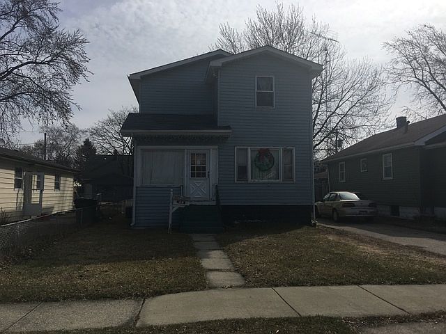 2nd image of 223 S Fulton Ave