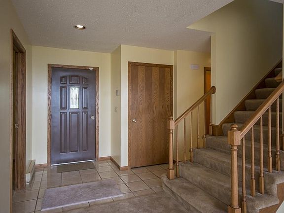 2nd image of 8615 W Skyline Pkwy