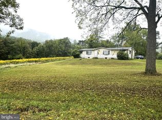 290 Pine Glenn Ln, Lewistown, PA 17044