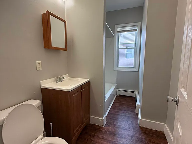 33-35 Zion St #2 — Photo 8