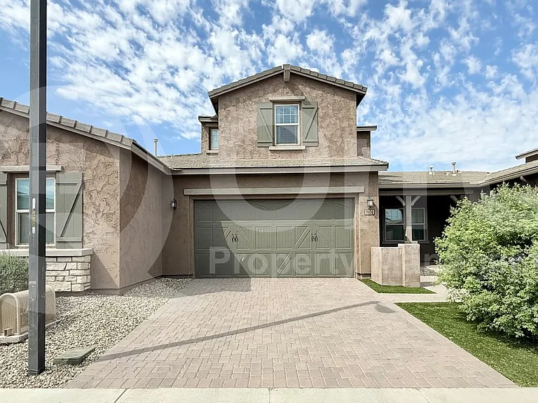 1906 N 140th Dr — Photo 1