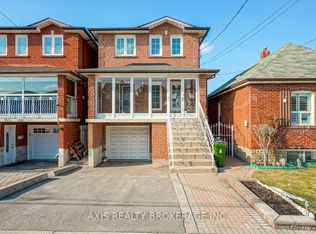 18 Maple Bush Ave, Toronto, ON M9N 1S6