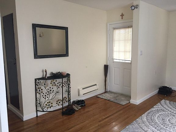 2nd image of 766 Carman Ave