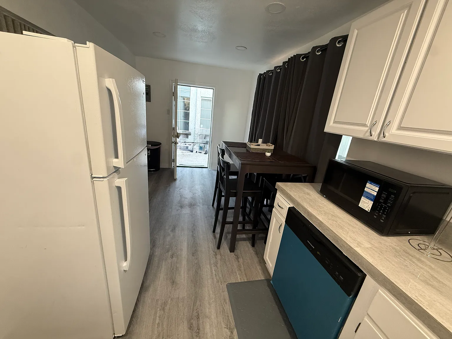 3153 Front St — Photo 4