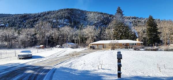 2nd image of 1475 Petty Creek Rd