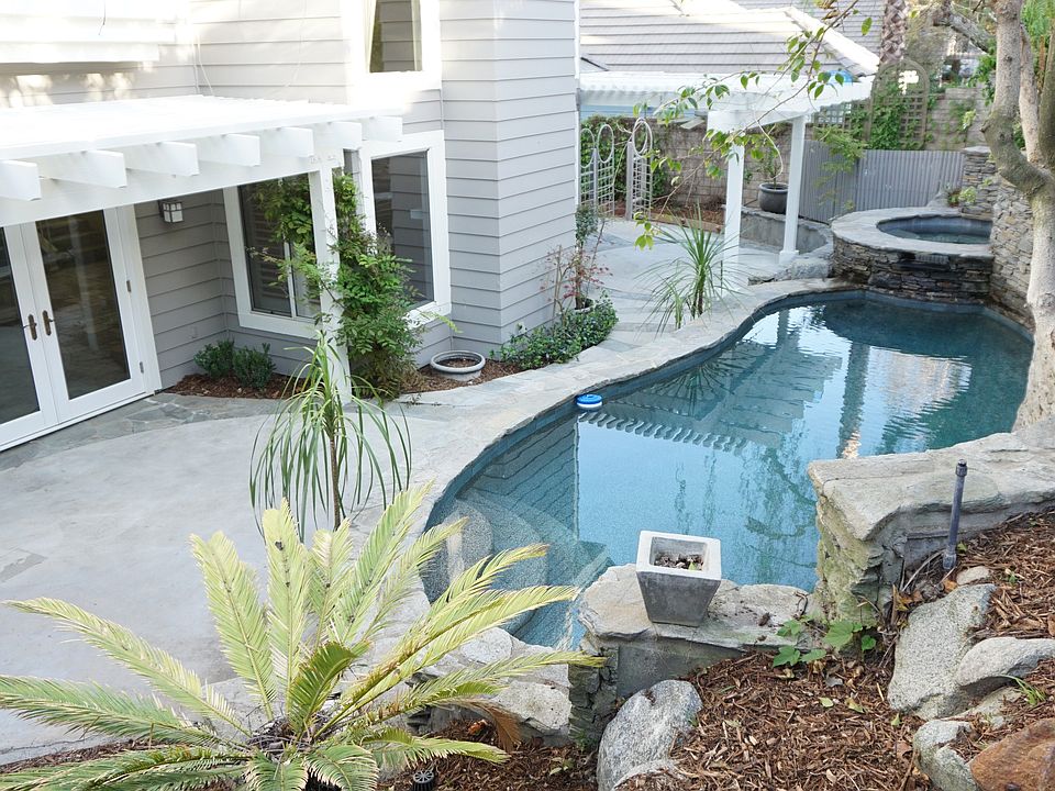 1st image of 26519 Mistletoe Ct
