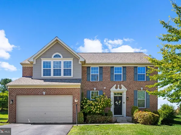 8608 Diamond Run Ct, Seven Valleys, PA 17360