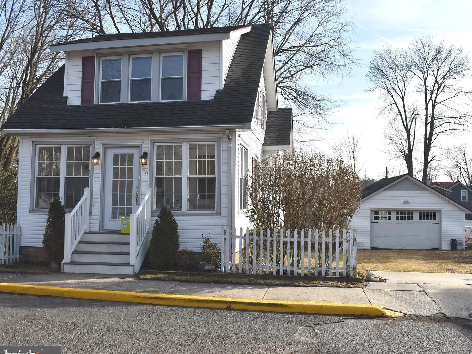 2 bed, 978 sqft, $3,900 — Photo 3