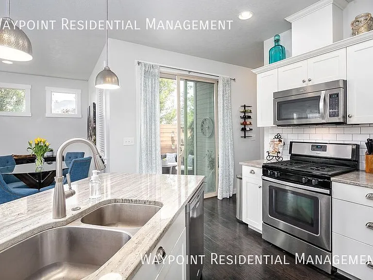 4342 S Axiom Ave — Photo 13