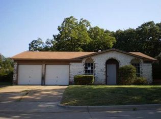 5509 Patton Dr, Fort Worth, TX 76112
