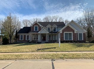 1541 Highland Valley Cir, Chesterfield, MO 63005