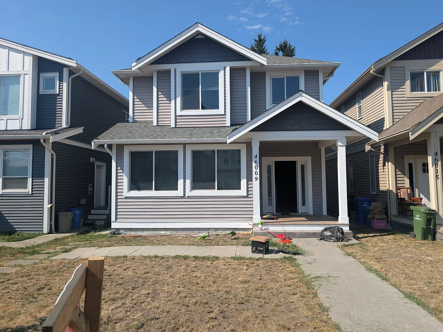 3 bed, 2.0 bath, 1354 sqft, $3,195 — Photo 1