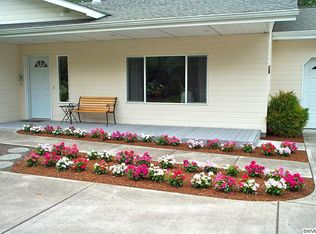 354 S 1st Ave, Mill City, OR