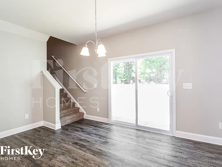 5517 Cobblestone Glen Dr — Photo 6