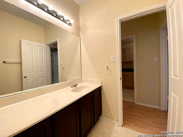 6635 Shady Bend Dr — Photo 28