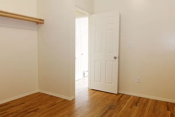 Rented by Grand & Co. | media 35