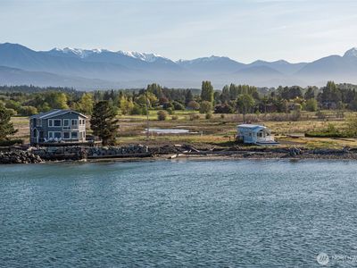 381 3 Crabs Road, Sequim, WA, 98382