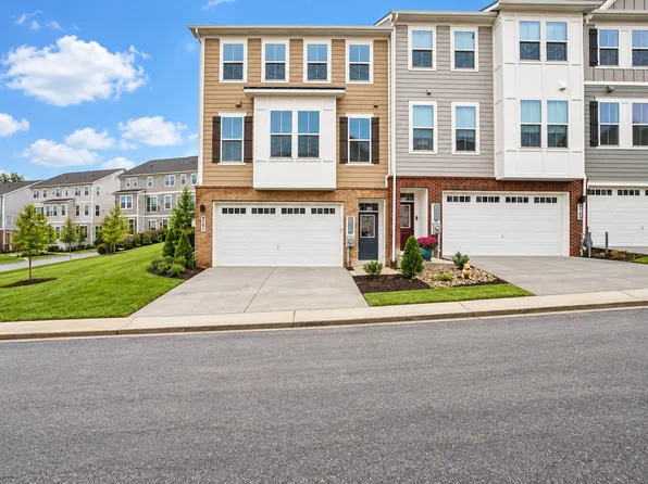 9751 Gaelic Pl, Waldorf, MD 20601