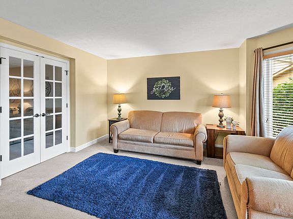 4th image of 1221 N 163rd Cir