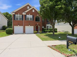 1854 Briarcrest Dr NW, Charlotte, NC 28269