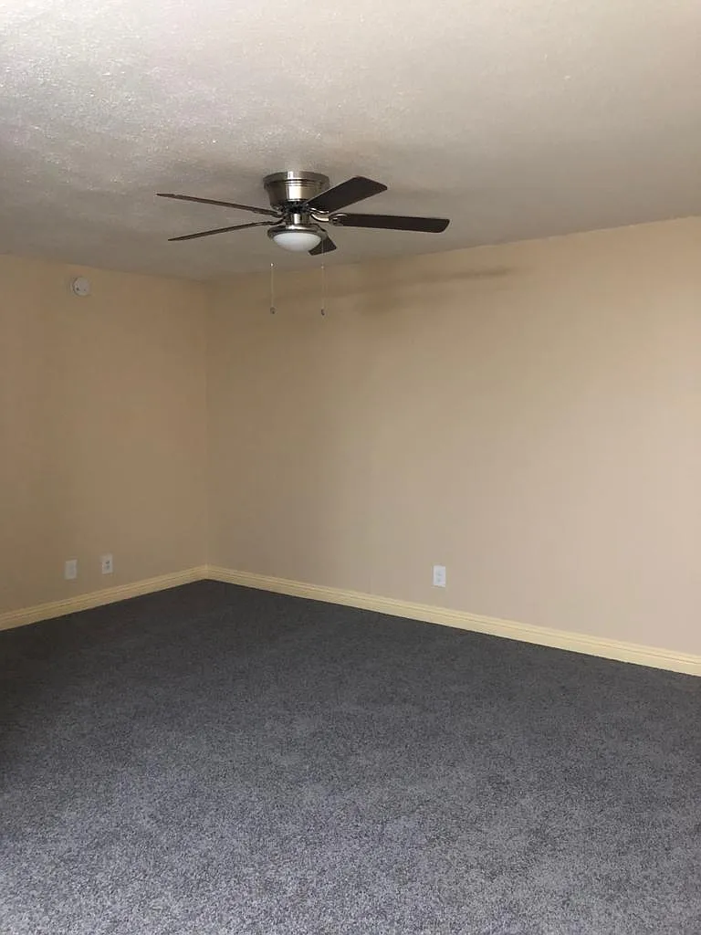 1 bed, 1.0 bath, 630 sqft, $1,200 — Photo 3
