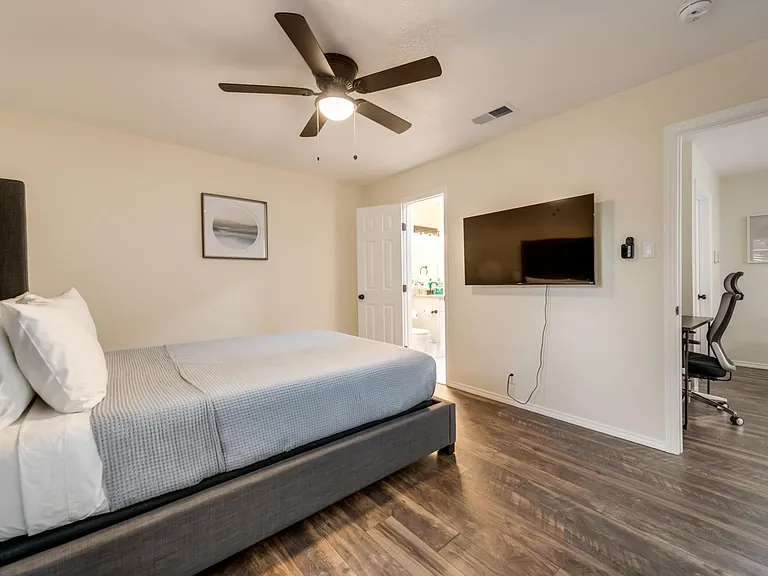 7754 Querida Ln — Photo 26