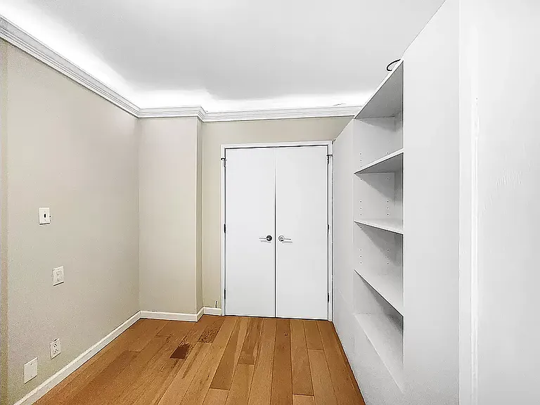 212 E 47th St #16B — Photo 15