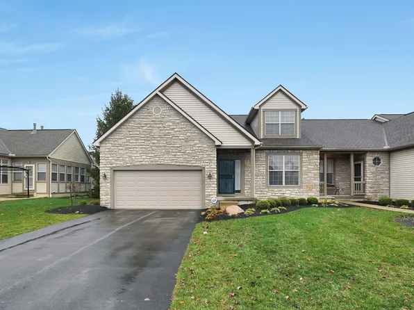 144 Pebble Creek Dr SW, Pataskala, OH 43062