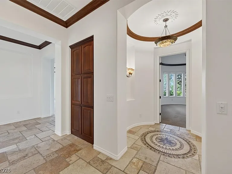 77 Tapadero Ln — Photo 26