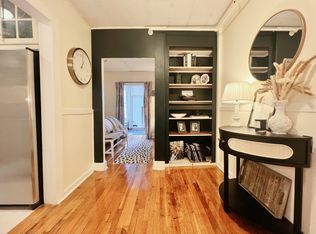 98 W Cedar St APT 2, Boston, MA 02114