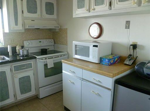 5th image of 2781 W EMORY Drive #F