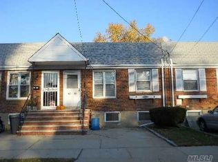 47-15 207th St, Bayside, NY 11361