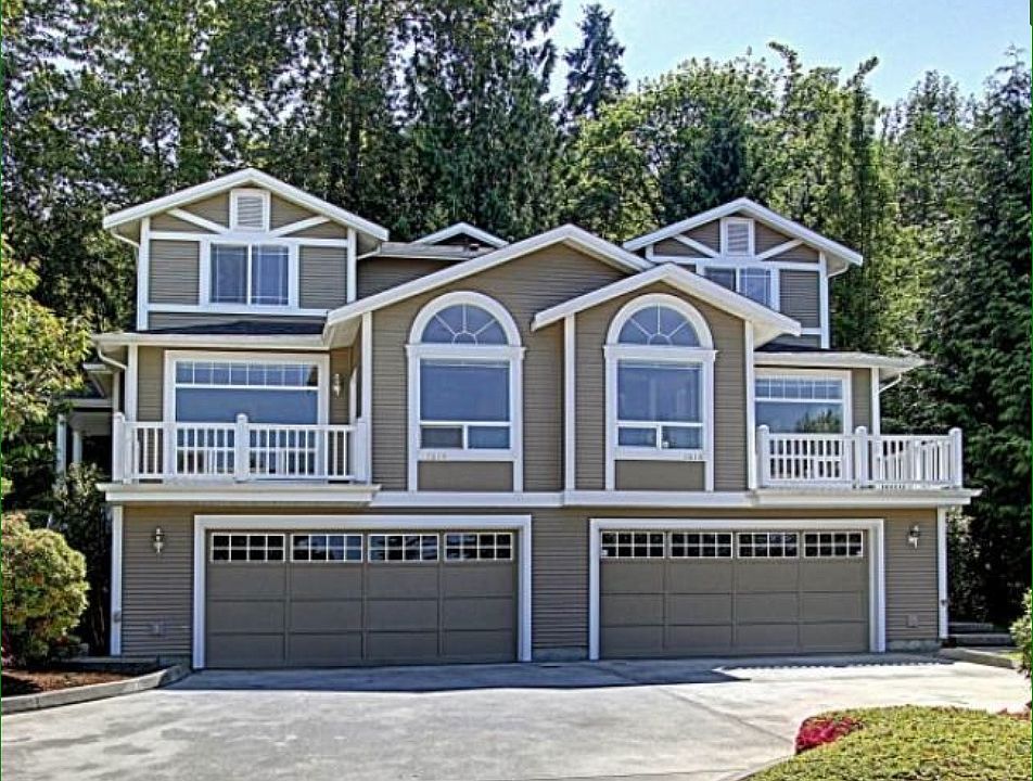 2nd image of 1614 E Lake Sammamish Pl SE