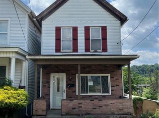 1008 1/2 Gaskill Ave, Jeannette, PA 15644