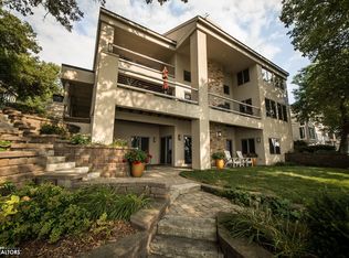 1401 N Shore Dr, Clear Lake, IA 50428