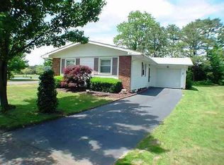 2 Holmes Ct, Brick, NJ 08724