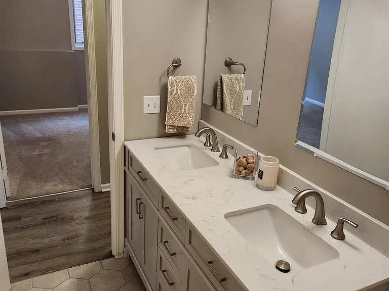 1351 Idaho Ave S — Photo 7